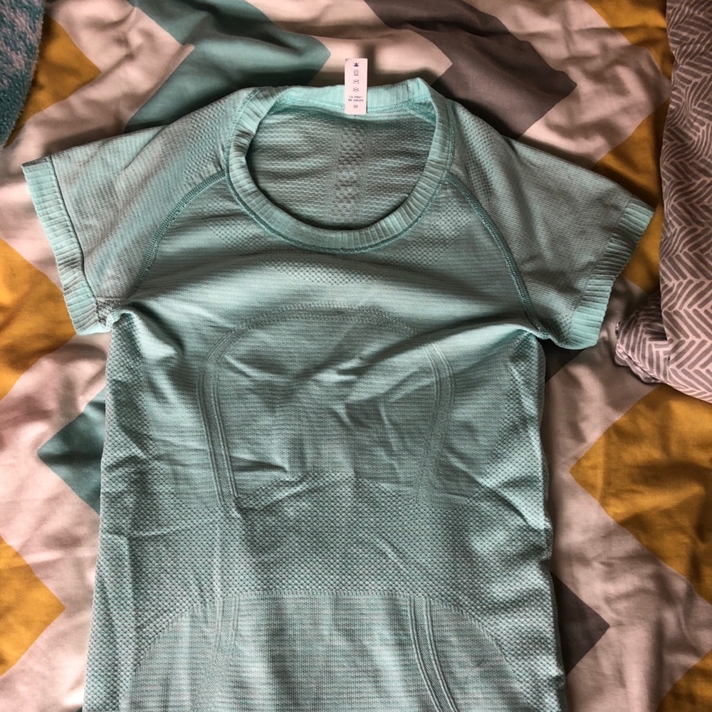 Lululemon shirt